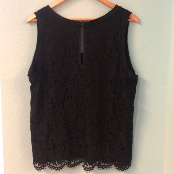 Banana Republic Sleeveless Lace Top - Picture 2 of 6